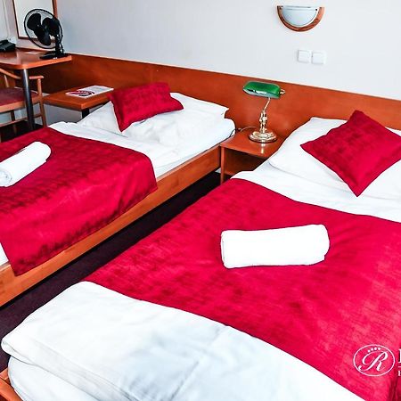 Hotel Rudolf Havířov Bagian luar foto