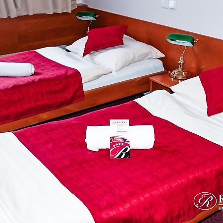 Hotel Rudolf Havířov Bagian luar foto