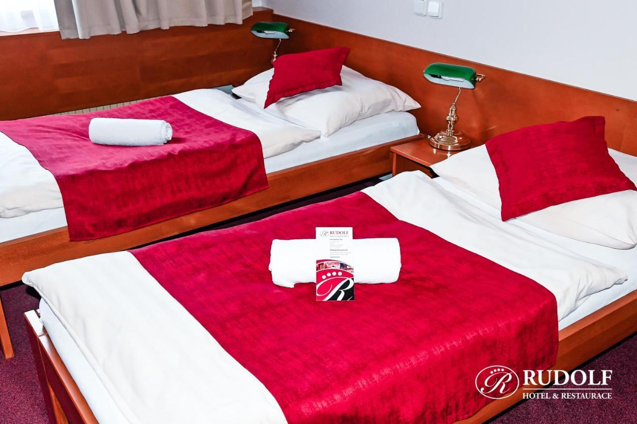 Hotel Rudolf Havířov Bagian luar foto
