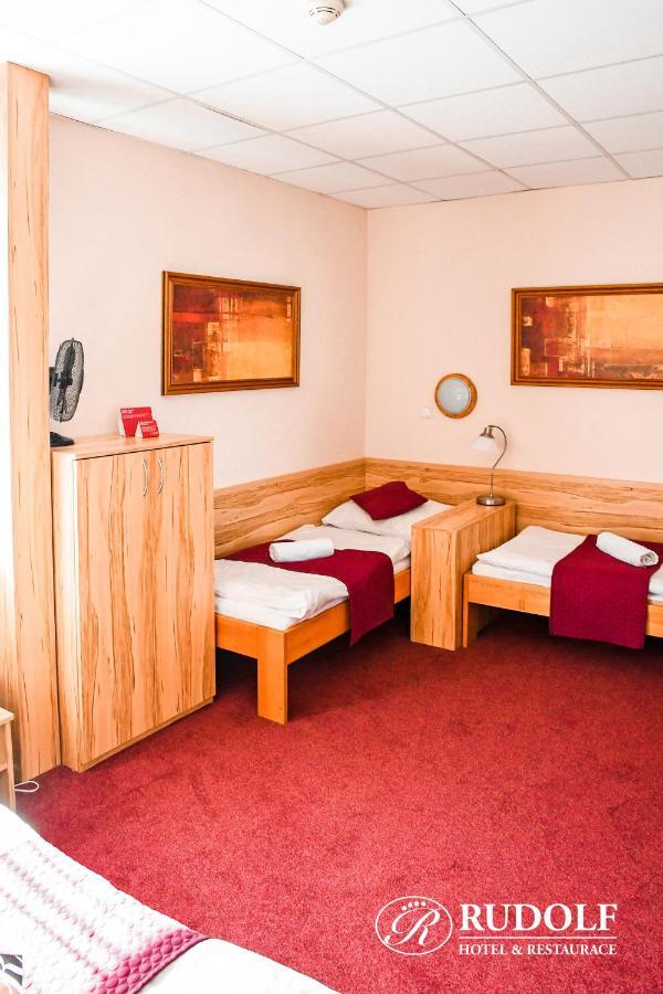 Hotel Rudolf Havířov Bagian luar foto