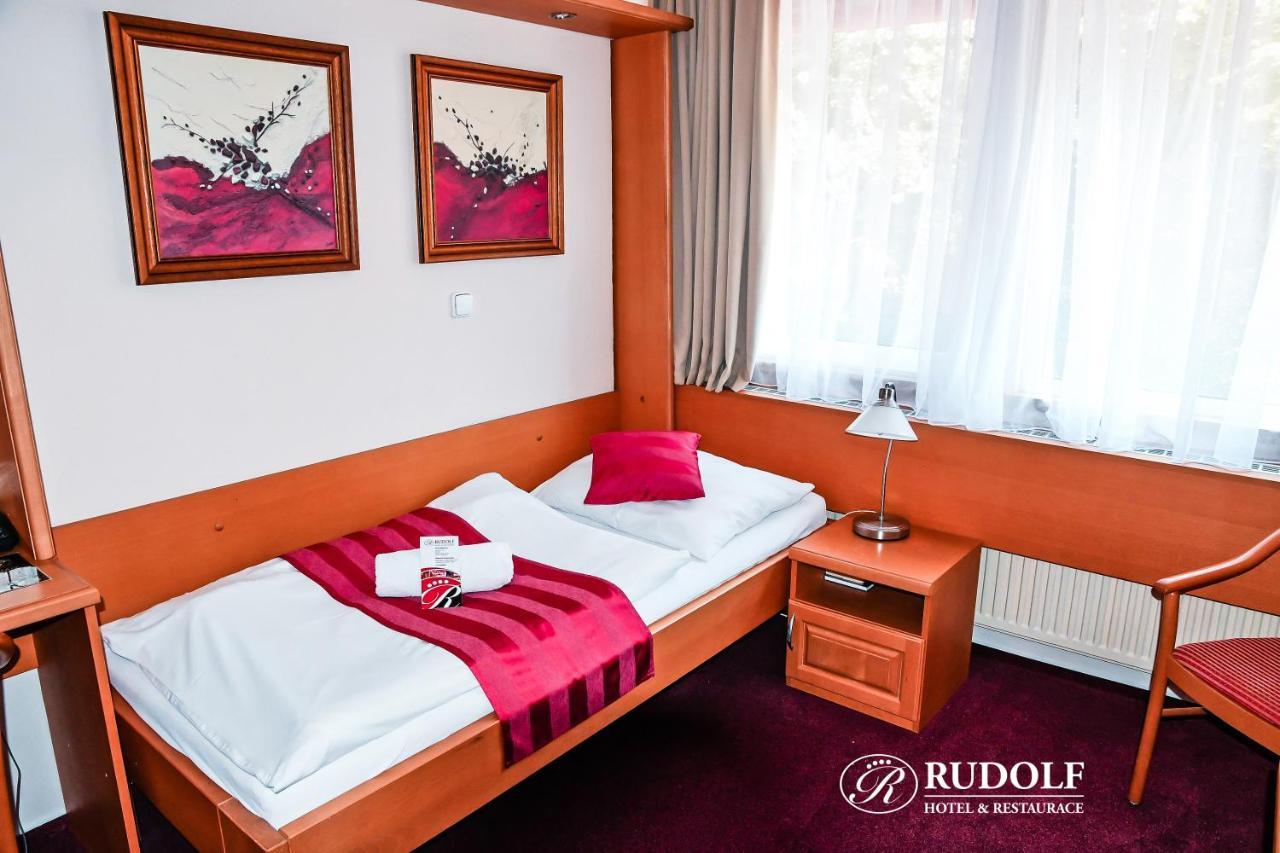 Hotel Rudolf Havířov Bagian luar foto