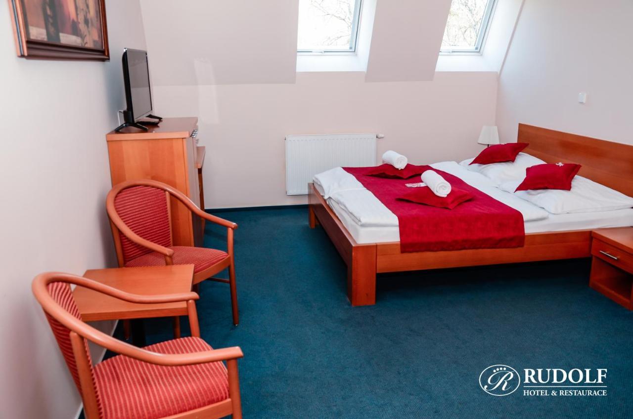 Hotel Rudolf Havířov Bagian luar foto
