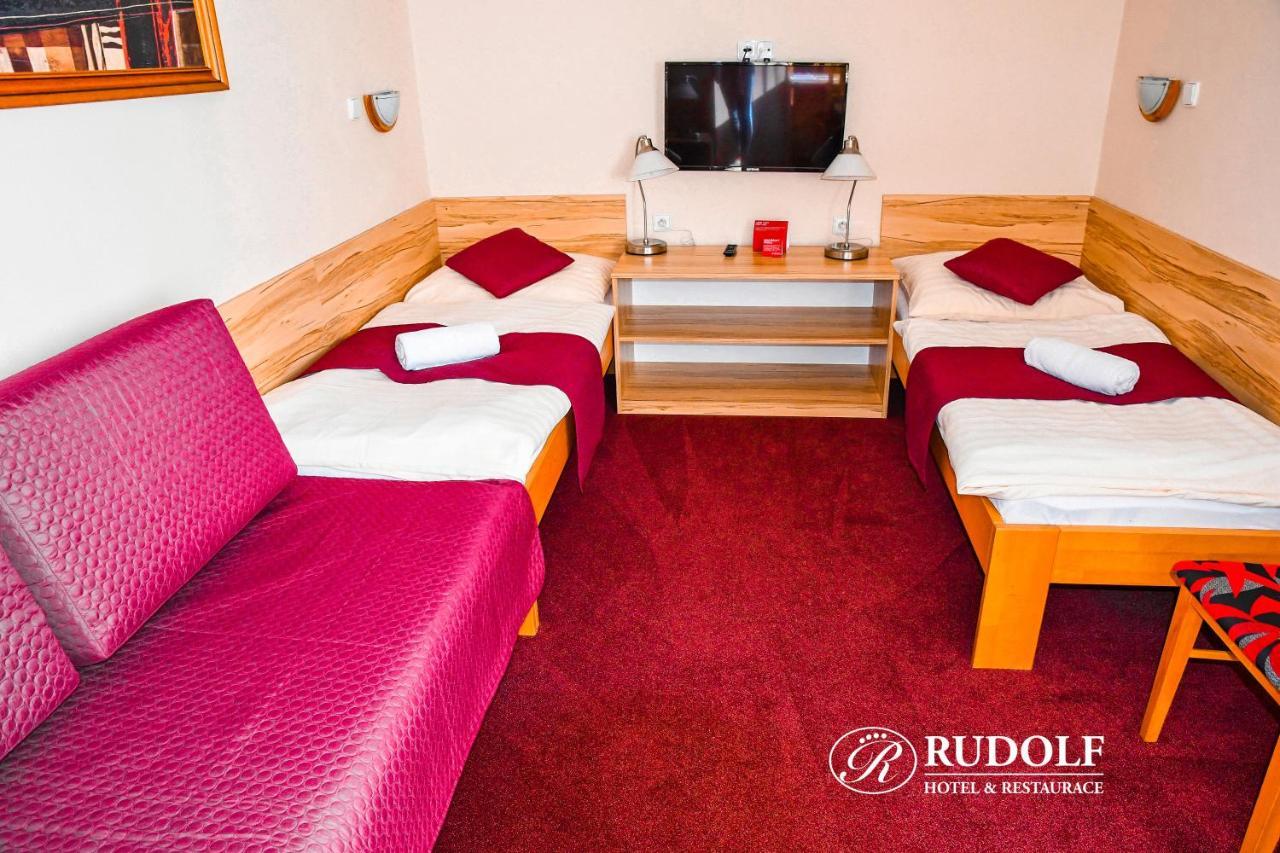 Hotel Rudolf Havířov Bagian luar foto