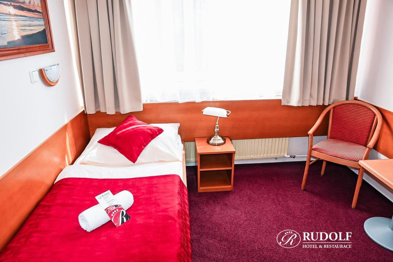 Hotel Rudolf Havířov Bagian luar foto