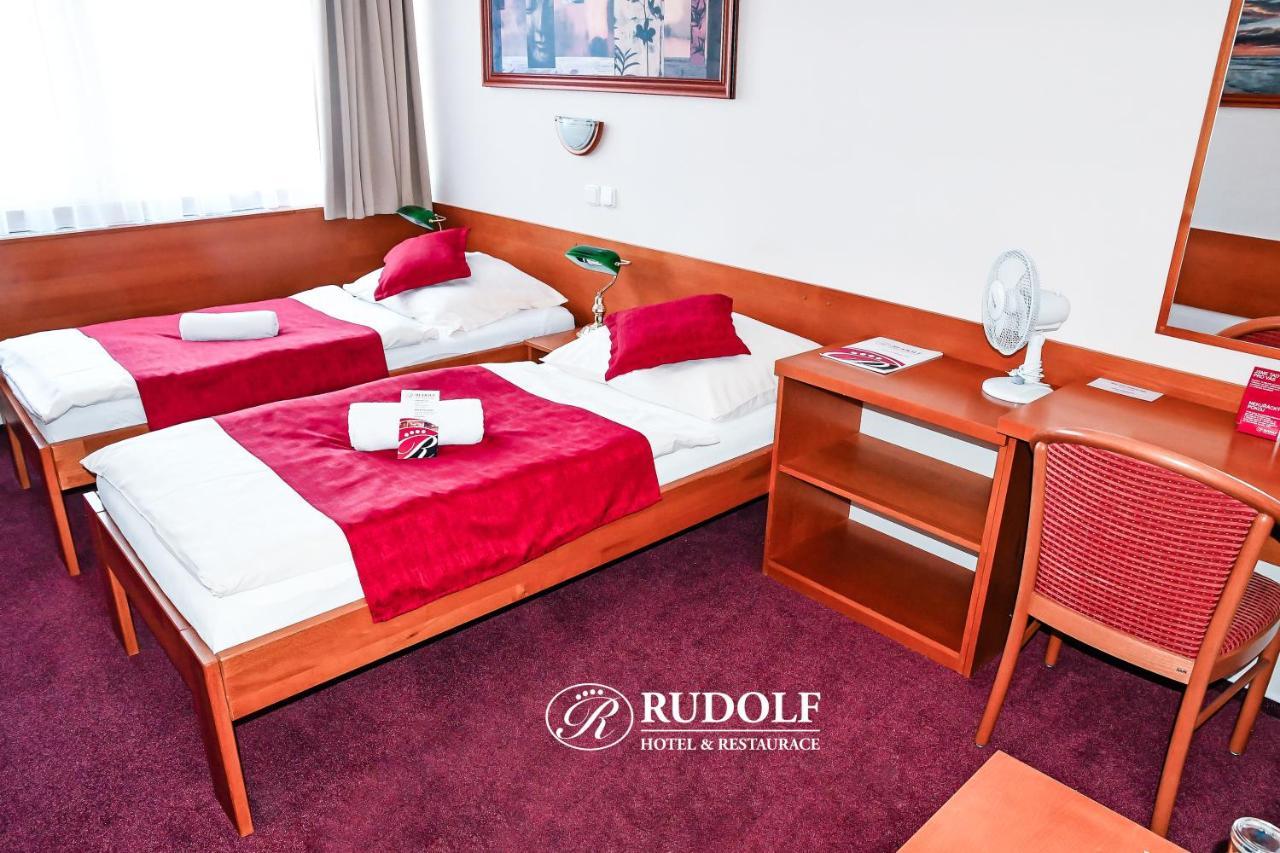 Hotel Rudolf Havířov Bagian luar foto