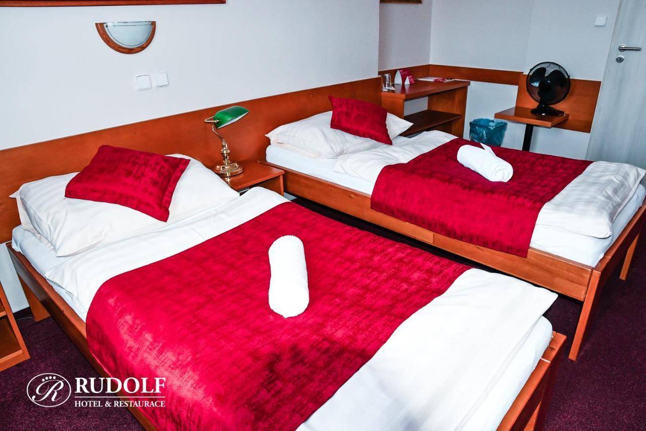 Hotel Rudolf Havířov Bagian luar foto
