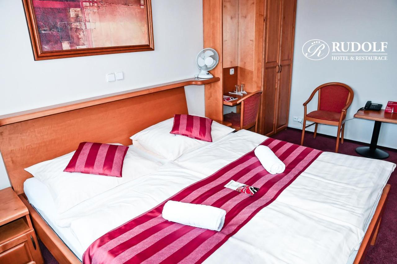 Hotel Rudolf Havířov Bagian luar foto