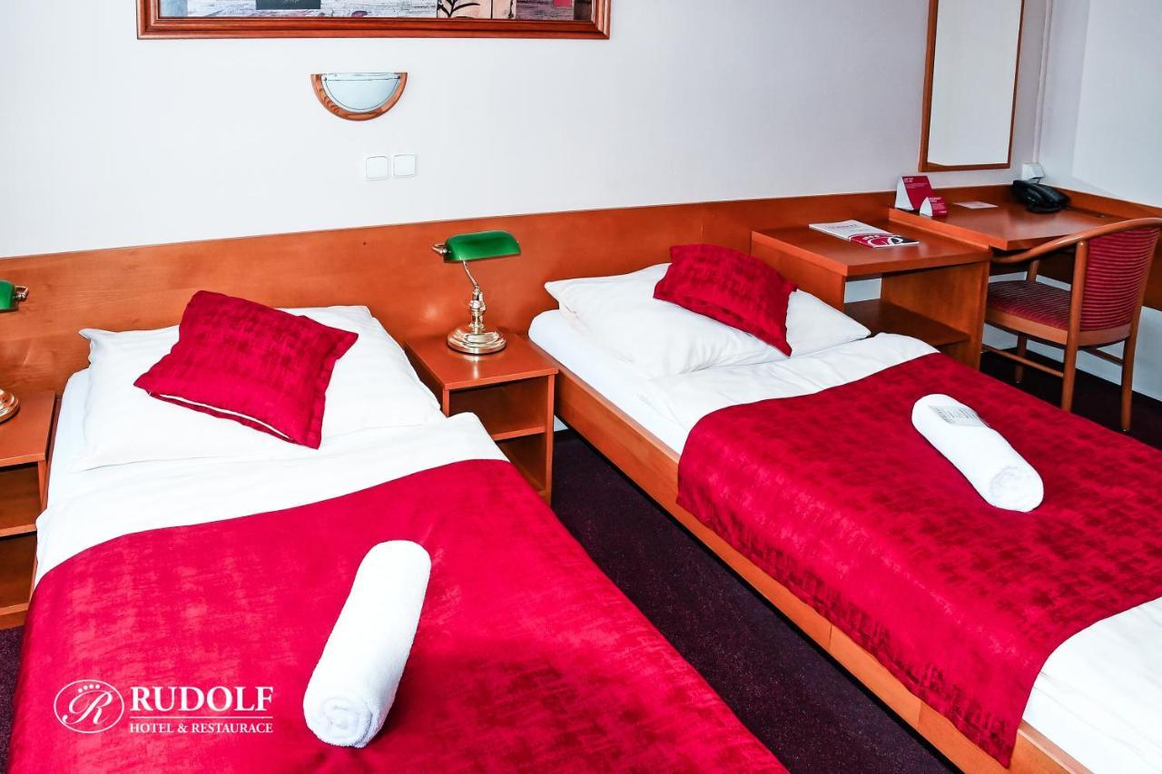 Hotel Rudolf Havířov Bagian luar foto
