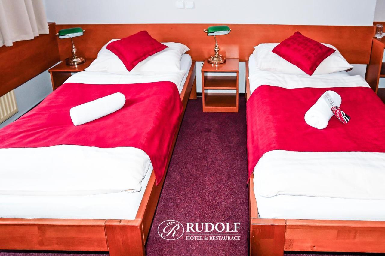 Hotel Rudolf Havířov Bagian luar foto