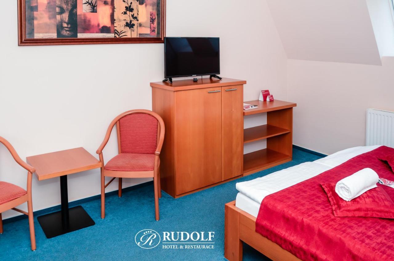 Hotel Rudolf Havířov Bagian luar foto