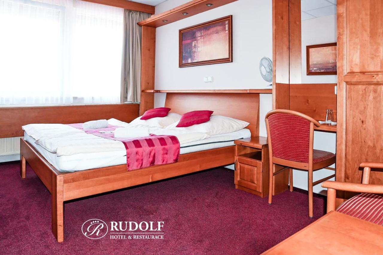 Hotel Rudolf Havířov Bagian luar foto