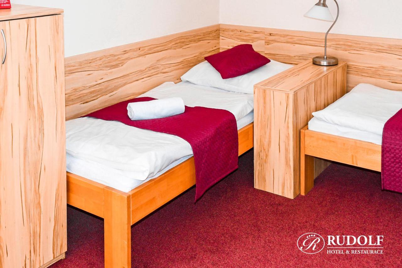 Hotel Rudolf Havířov Bagian luar foto