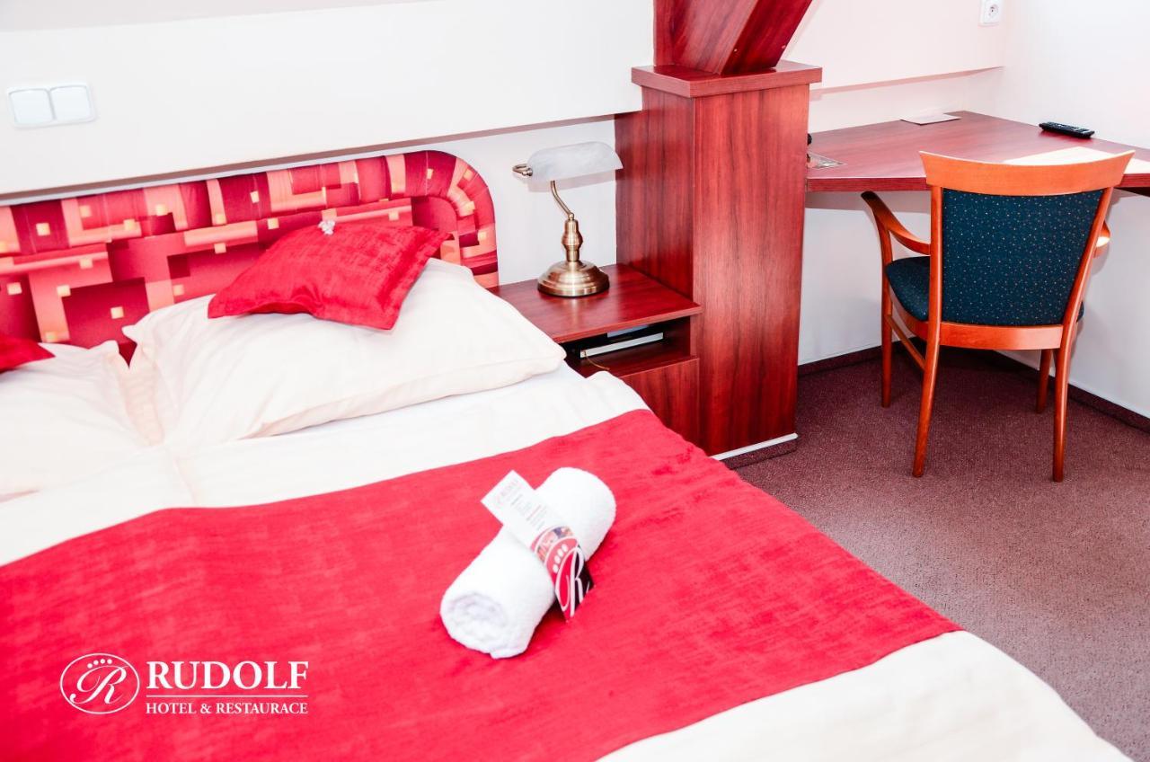 Hotel Rudolf Havířov Bagian luar foto
