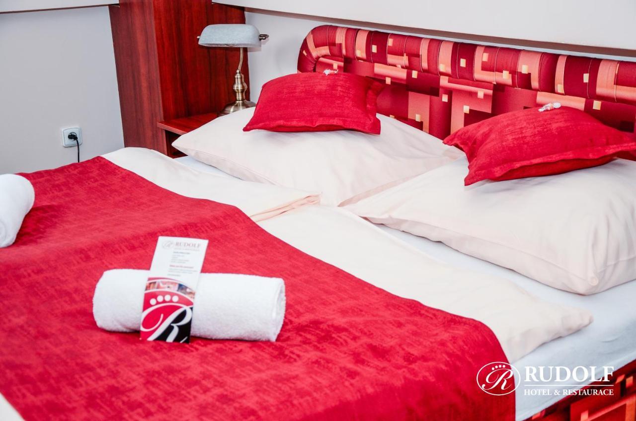 Hotel Rudolf Havířov Bagian luar foto